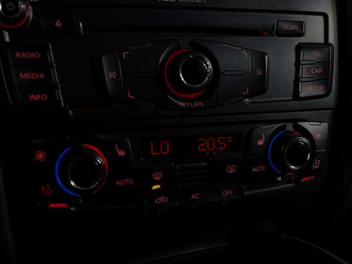 Купить Audi A4, 2009, 180 531 км, фото №16