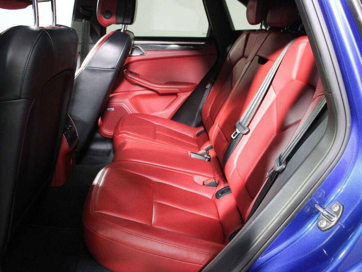 Купить Porsche Macan GTS, 2017, 75 238 км, фото №8