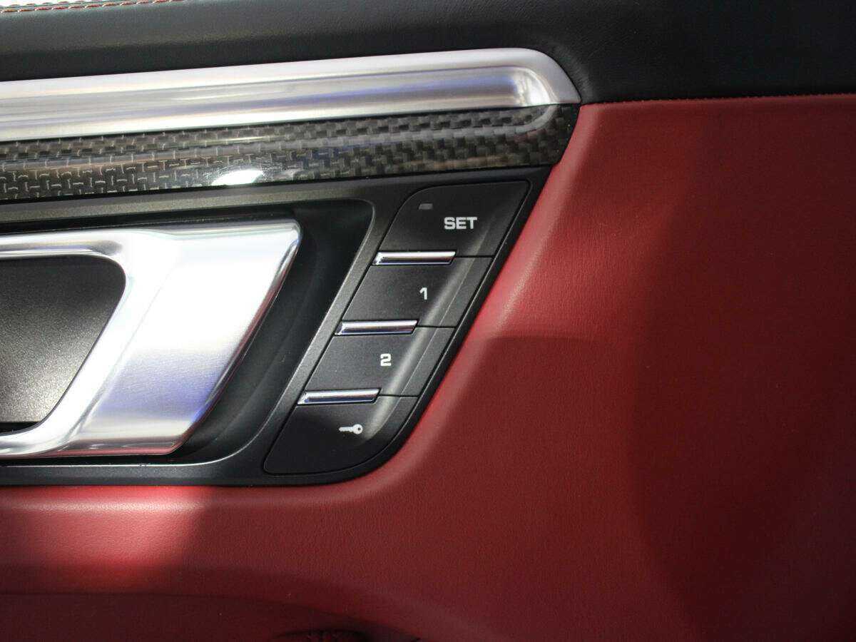 Купить Porsche Macan GTS, 2017, 75 238 км, фото №26