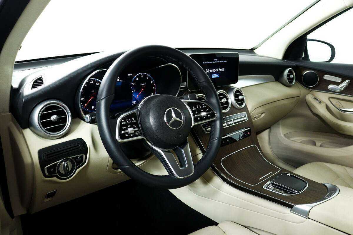 Купить Mercedes-Benz GLC 300, 2022, 7 311 км, фото №13