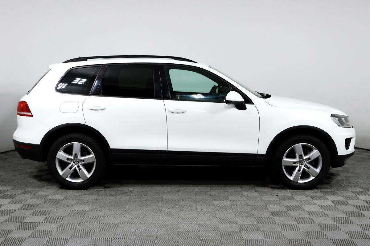 Купить Volkswagen Touareg, 2016, 107 128 км, фото №4