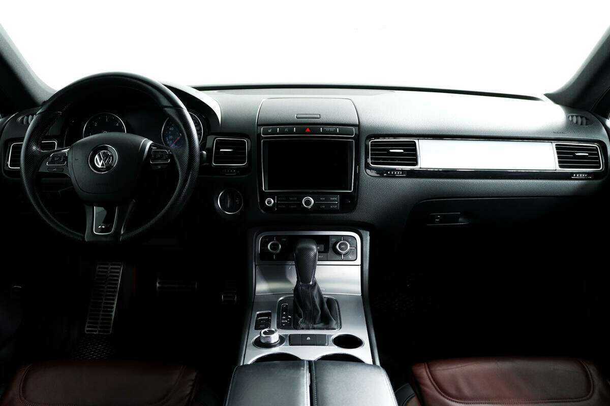 Купить Volkswagen Touareg, 2016, 107 128 км, фото №11
