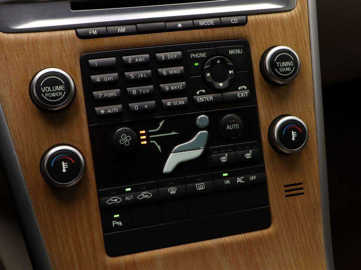 Купить Volvo XC60, 2010, 147 333 км, фото №14