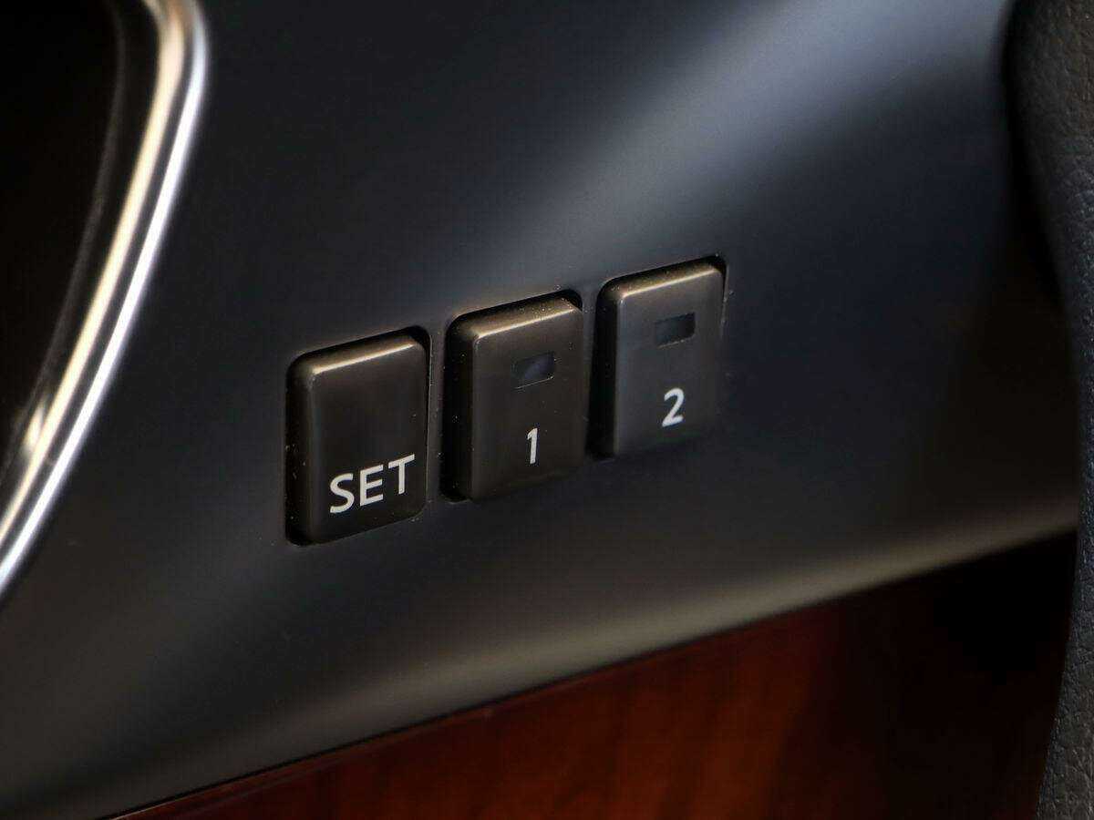 Купить Infiniti FX37, 2010, 202 500 км, фото №10