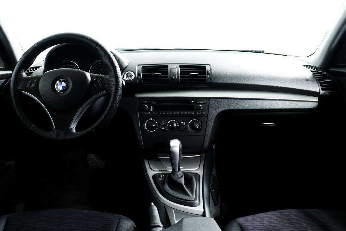 Купить BMW 1 серии 116i, 2008, 151 661 км, фото №11