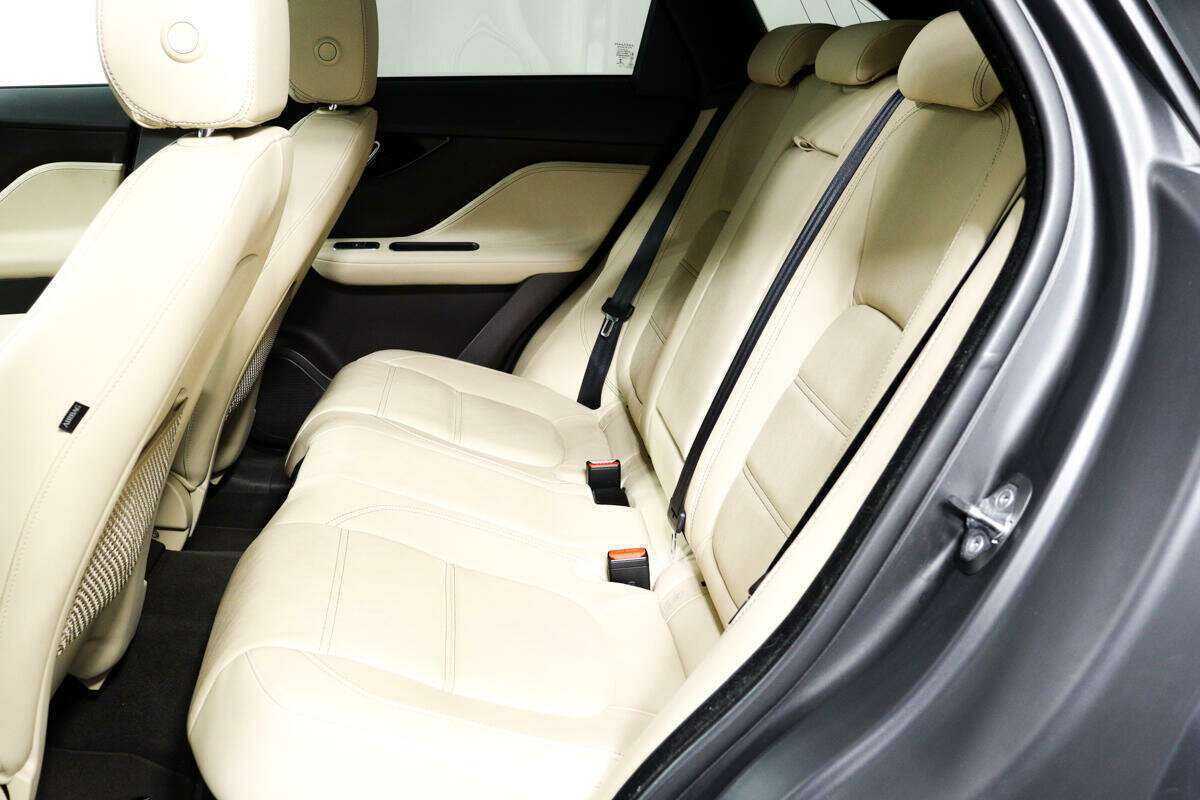 Купить Jaguar F-Pace, 2019, 71 281 км, фото №12