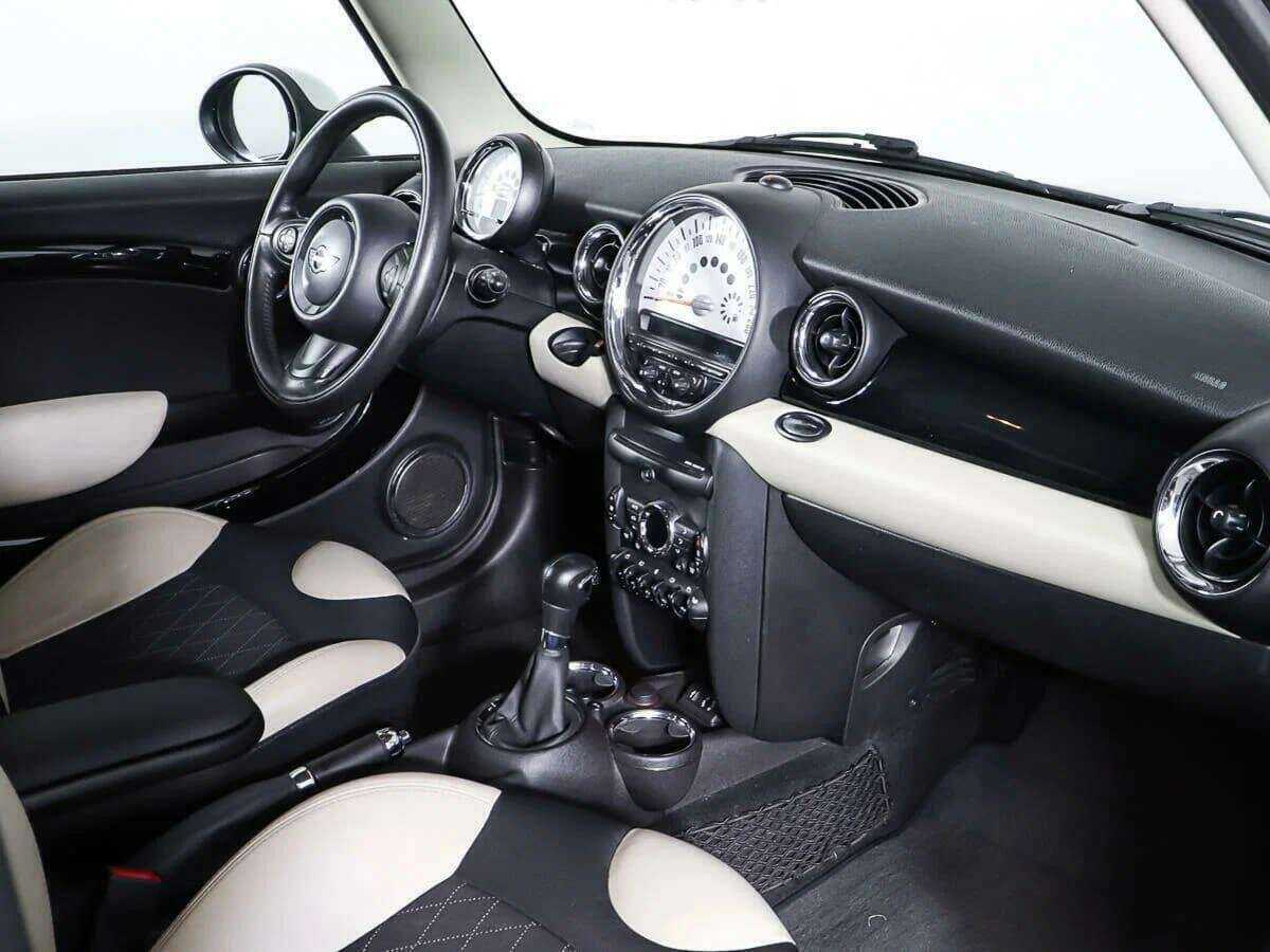 Купить Mini Hatch Cooper, 2012, 80 951 км, фото №9