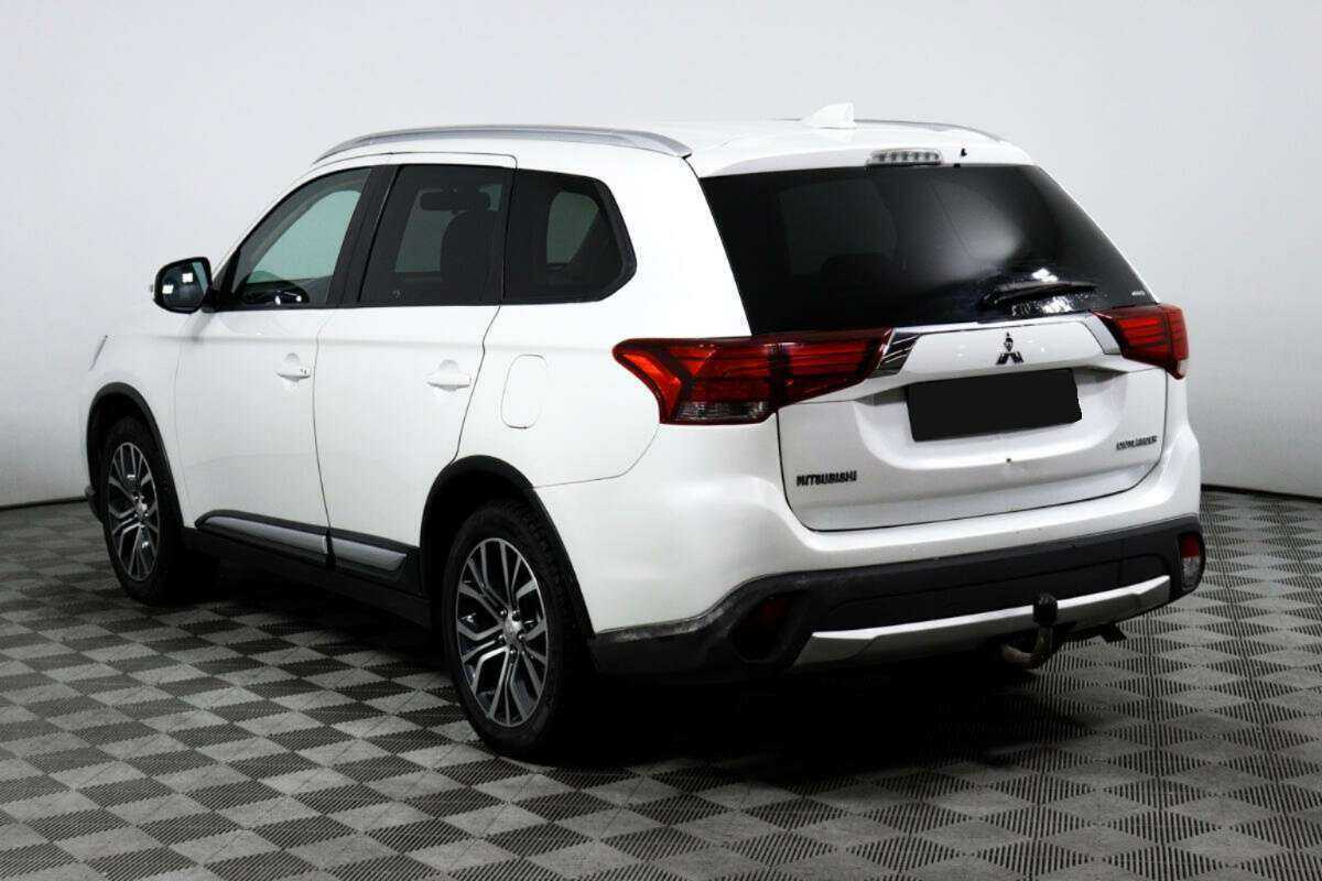 Купить Mitsubishi Outlander, 2018, 173 198 км, фото №5