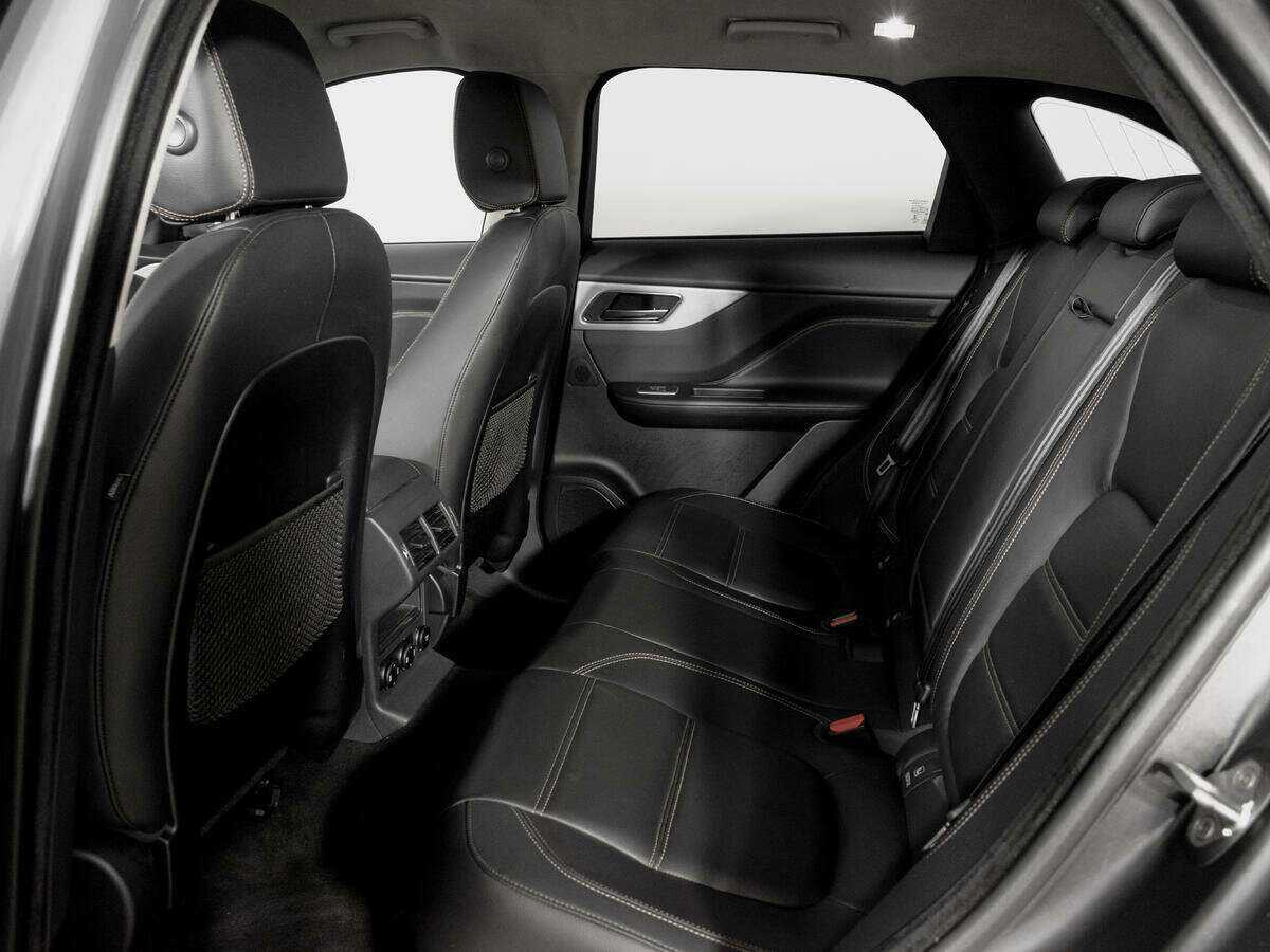 Купить Jaguar F-Pace, 2018, 40 500 км, фото №10