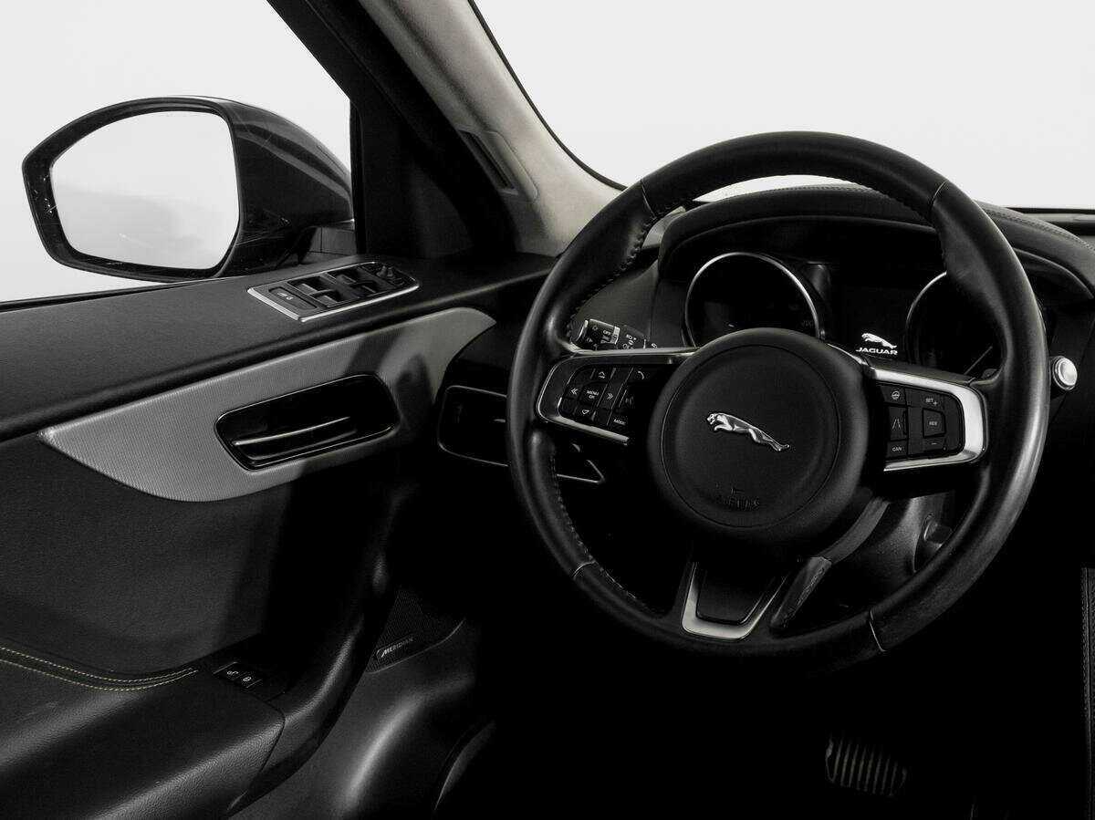 Купить Jaguar F-Pace, 2018, 40 500 км, фото №14