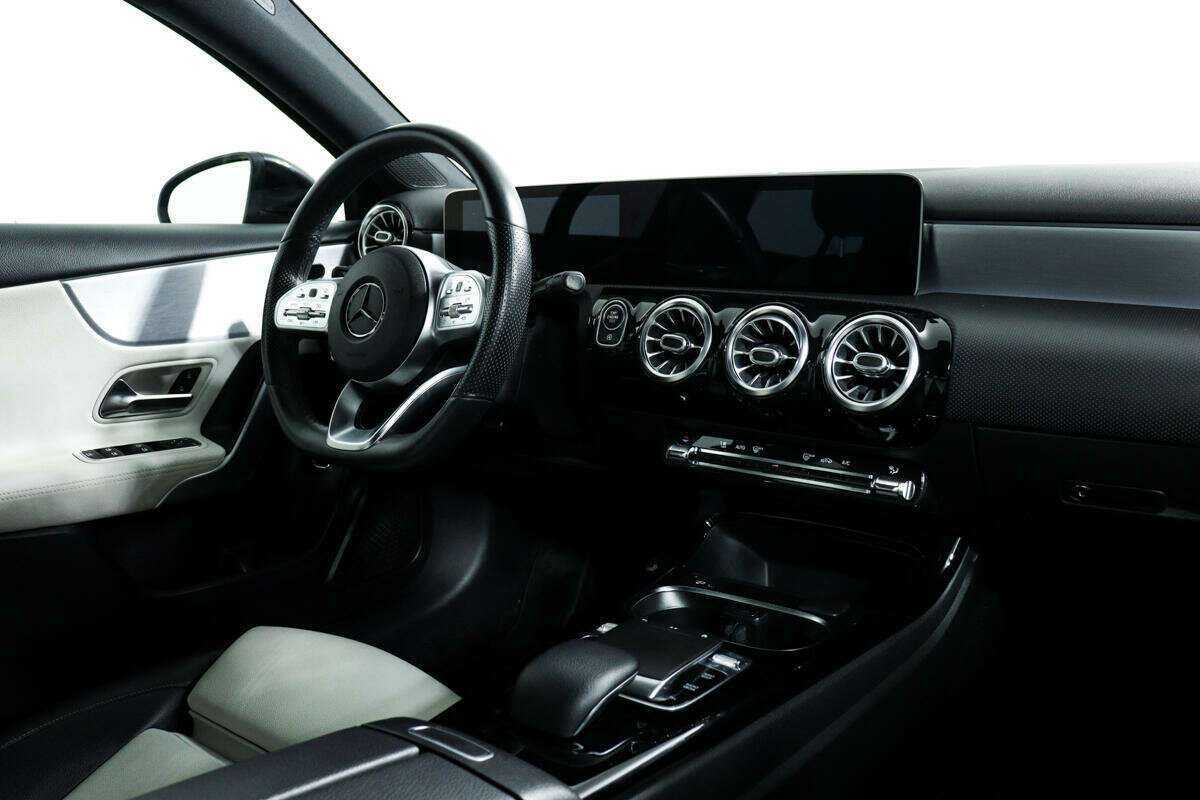 Купить Mercedes-Benz A-Класс 200, 2019, 53 200 км, фото №9