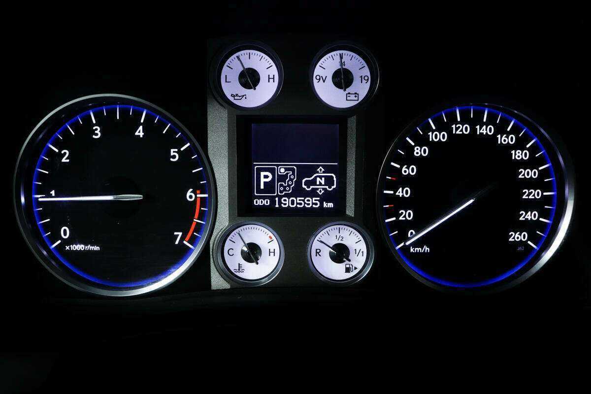 Купить Lexus LX 570, 2008, 190 602 км, фото №10