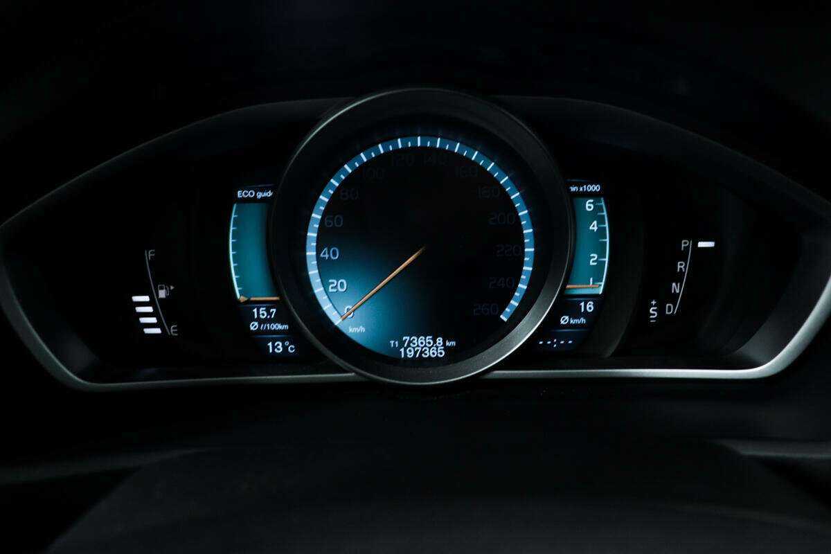 Купить Volvo V40 Cross Country, 2013, 197 365 км, фото №10