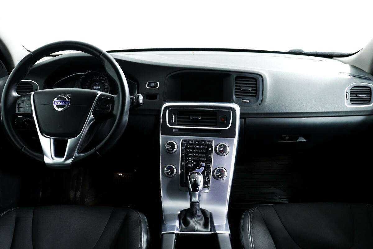 Купить Volvo V60 Cross Country, 2018, 114 392 км, фото №10