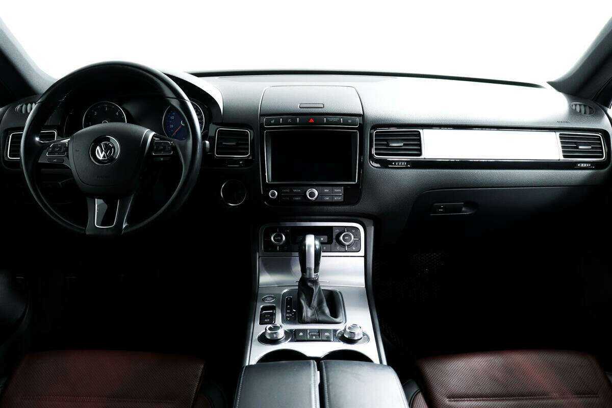 Купить Volkswagen Touareg, 2016, 149 952 км, фото №11