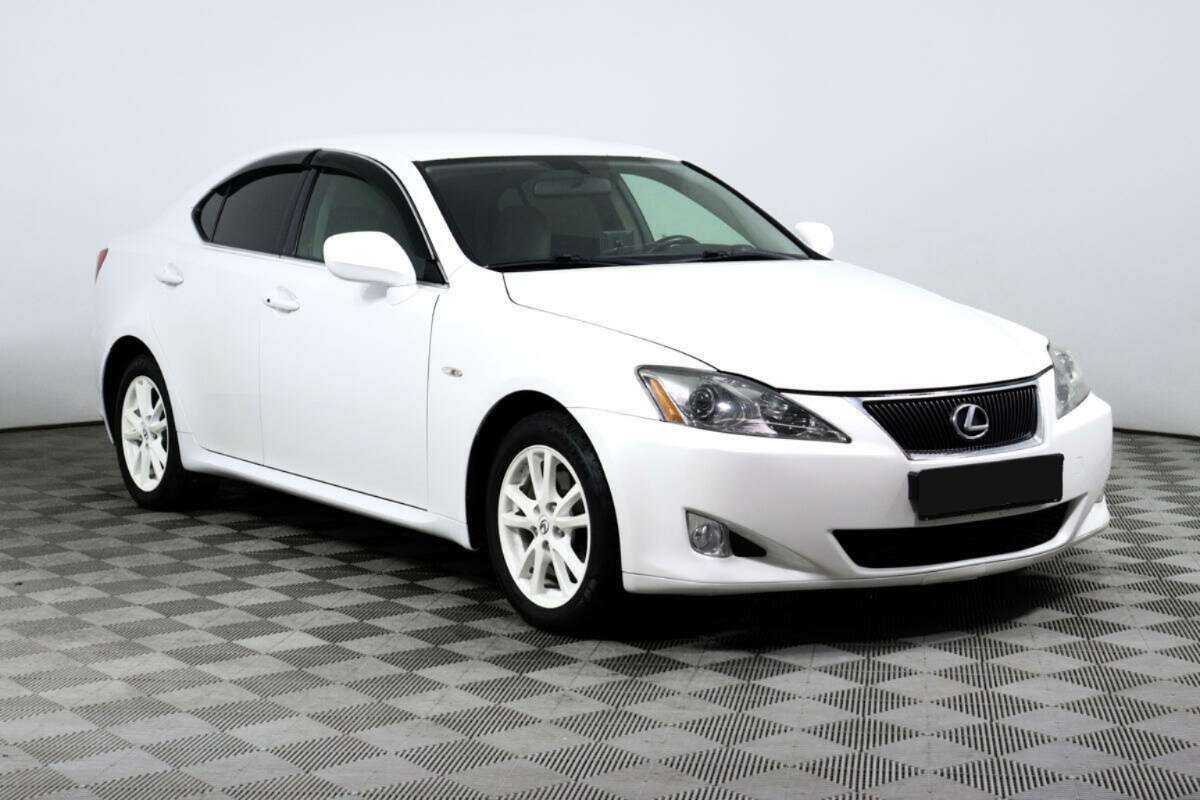 Lexus IS