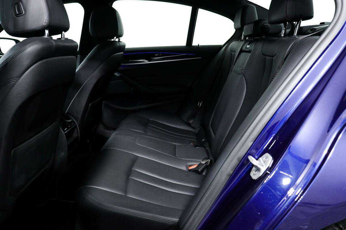 Купить BMW 5 серии 530i xDrive, 2017, 133 960 км, фото №11