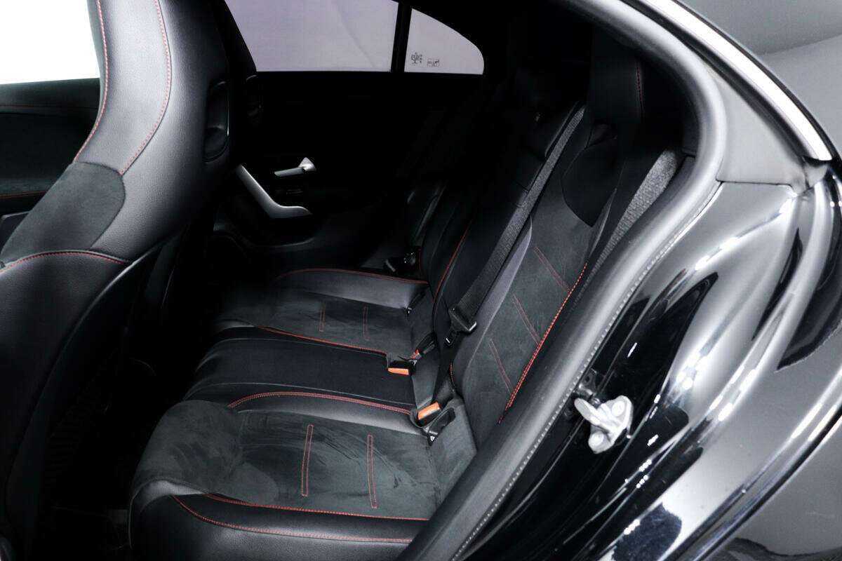 Купить Mercedes-Benz CLA 200, 2019, 73 950 км, фото №12