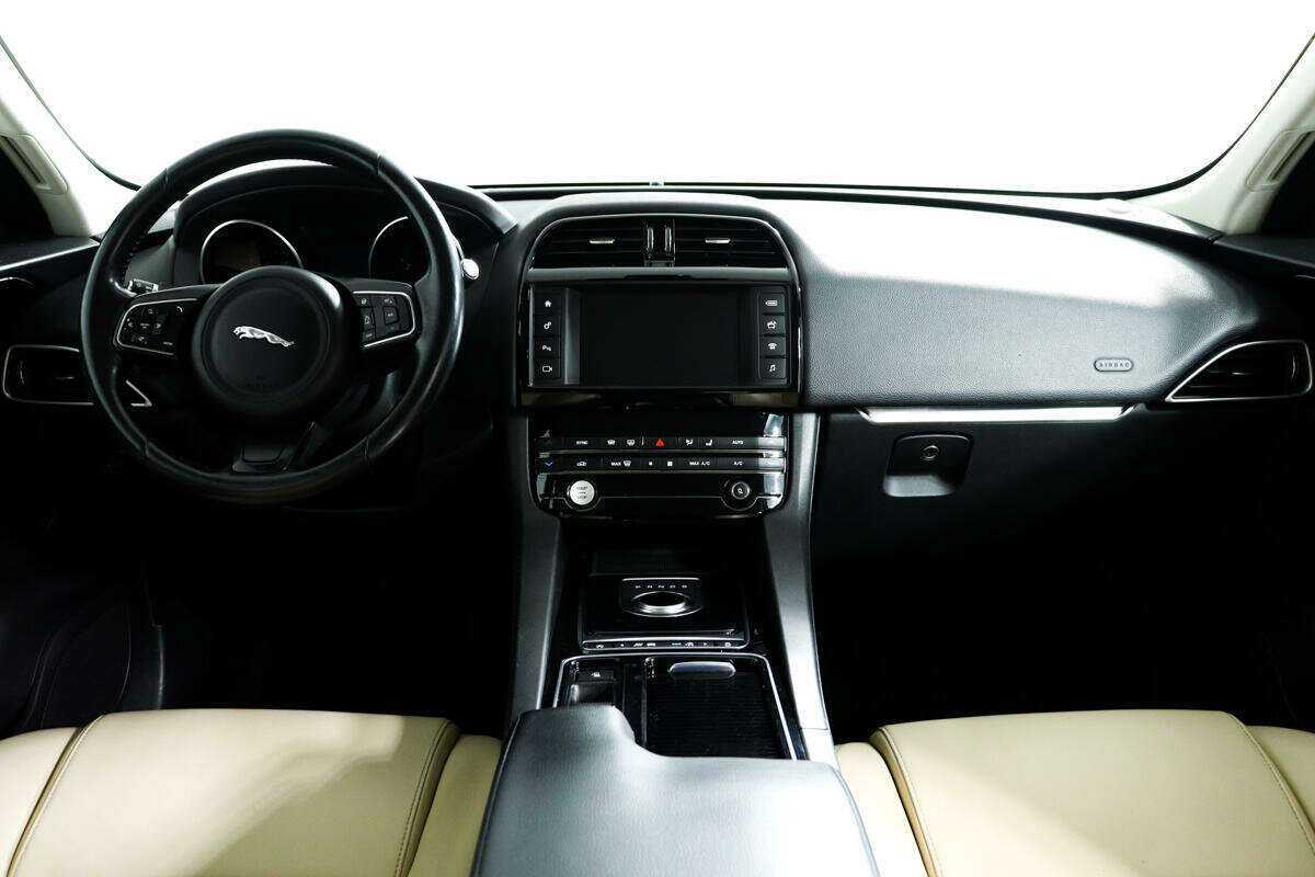 Купить Jaguar F-Pace, 2017, 136 721 км, фото №11