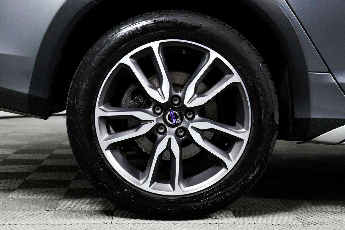 Купить Volvo V60 Cross Country, 2018, 150 380 км, фото №12