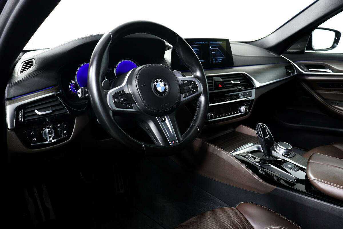 Купить BMW 5 серии 530d xDrive, 2018, 142 780 км, фото №13