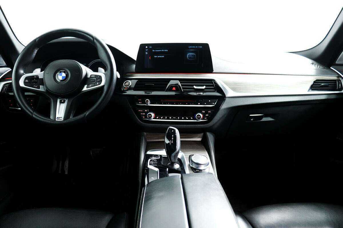 Купить BMW 5 серии 540i xDrive, 2017, 172 209 км, фото №11