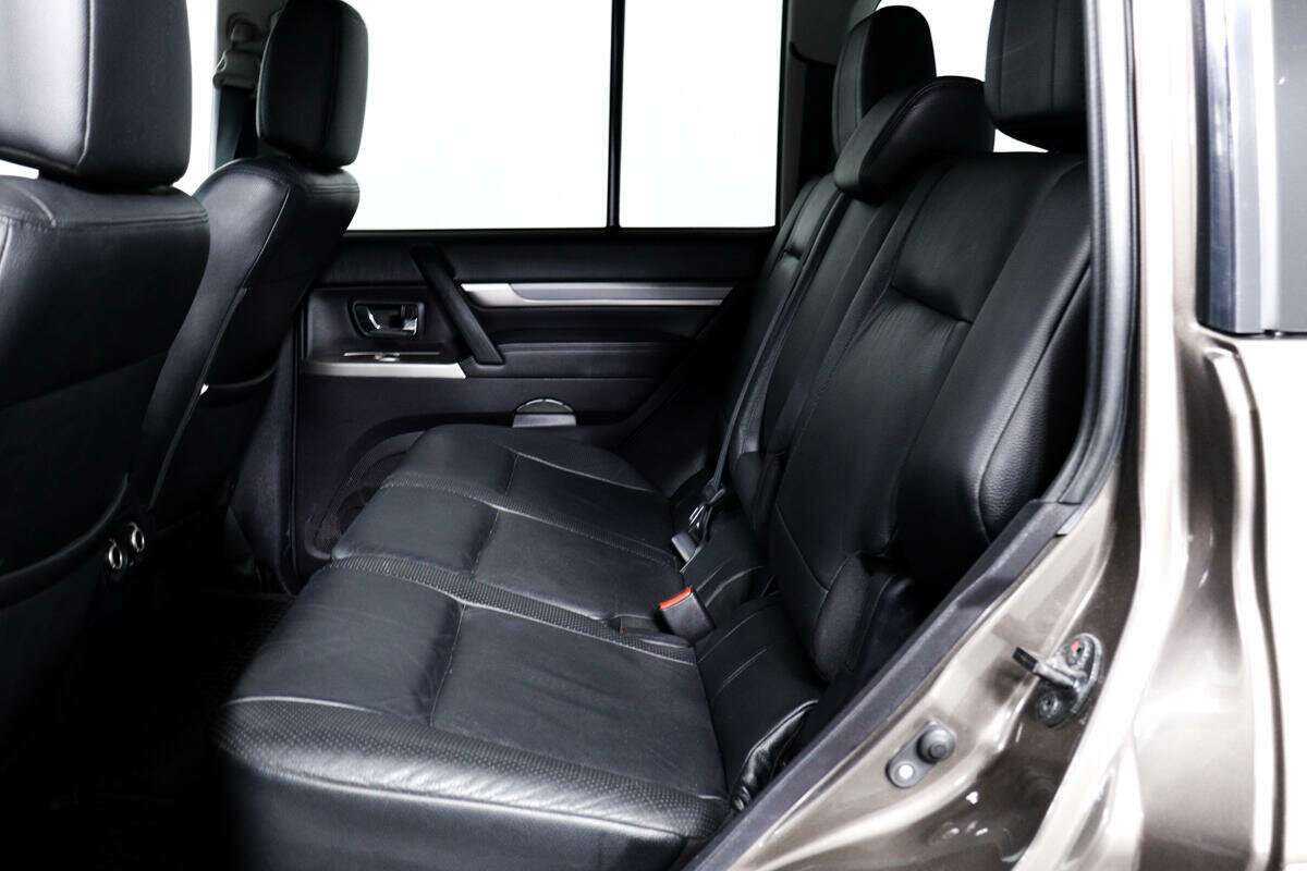 Купить Mitsubishi Pajero, 2011, 148 584 км, фото №11