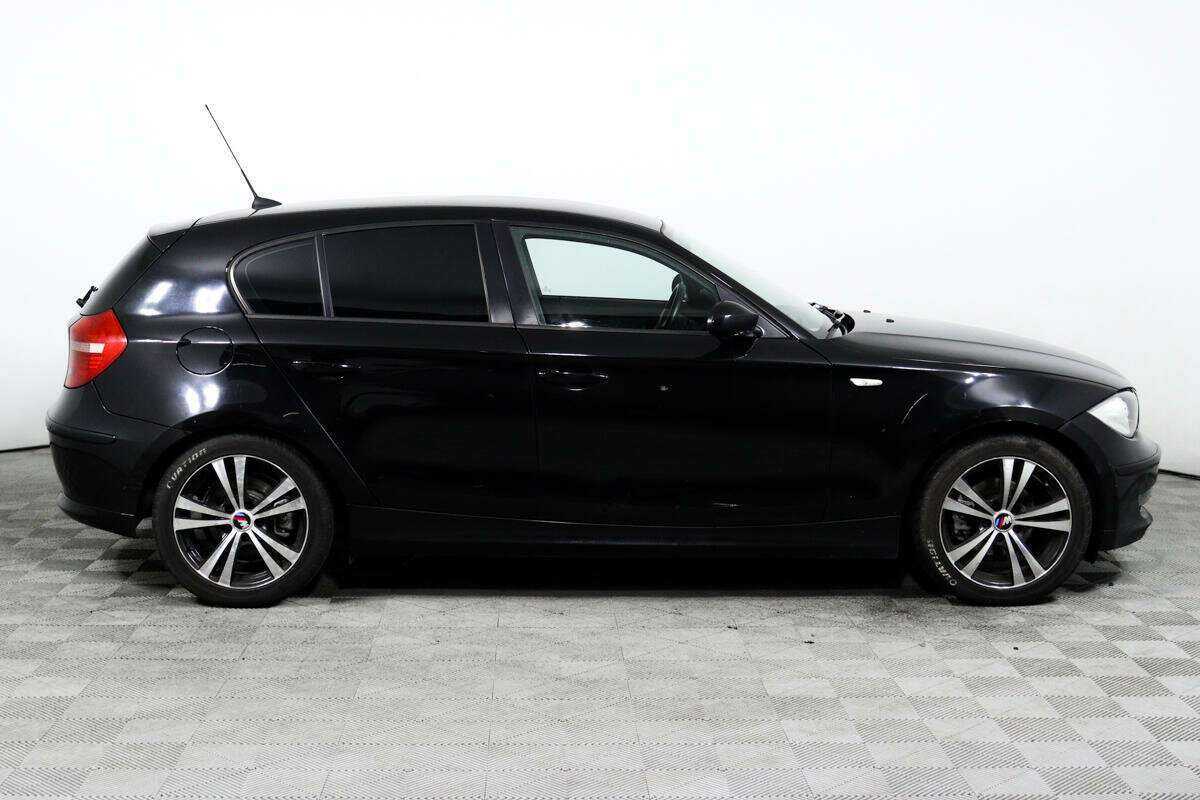 Купить BMW 1 серии 120i, 2009, 167 366 км, фото №4