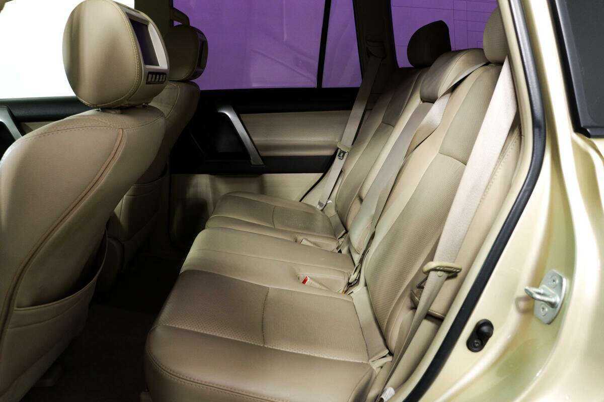 Купить Toyota Land Cruiser Prado, 2011, 78 001 км, фото №12