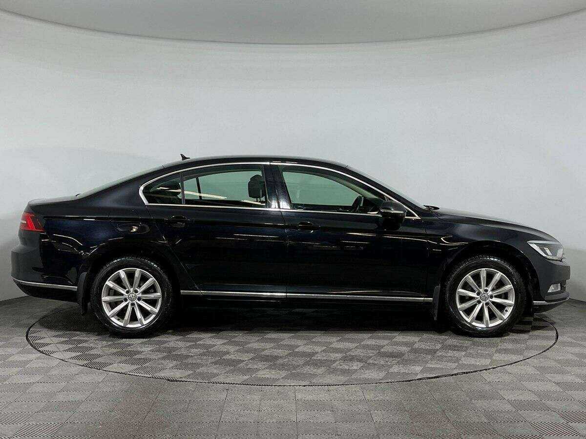 Купить Volkswagen Passat, 2017, 117 369 км, фото №4