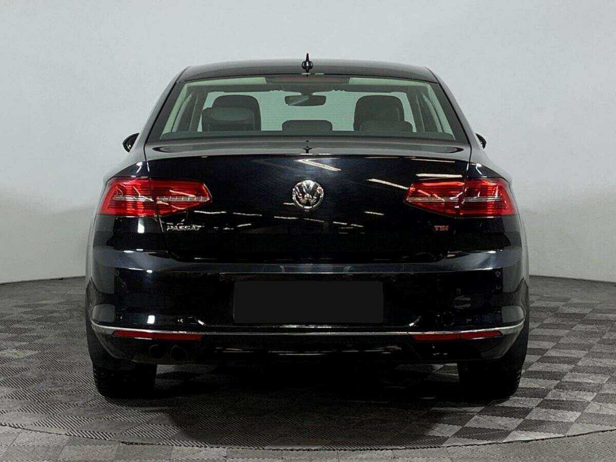 Купить Volkswagen Passat, 2017, 117 369 км, фото №6