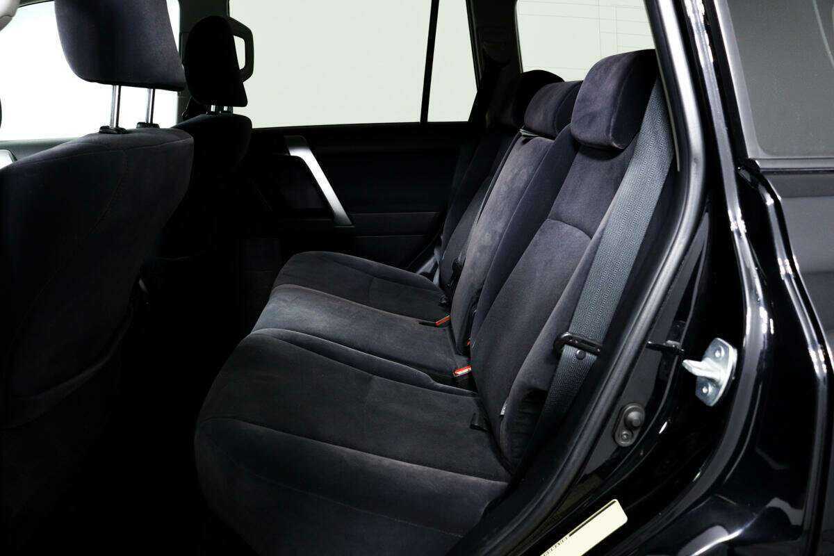 Купить Toyota Land Cruiser Prado 4-speed, 2013, 117 434 км, фото №11