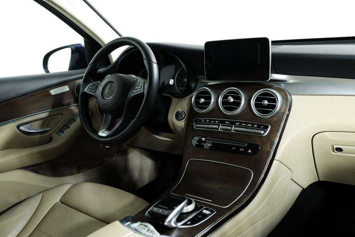 Купить Mercedes-Benz GLC 250 d, 2017, 78 255 км, фото №9