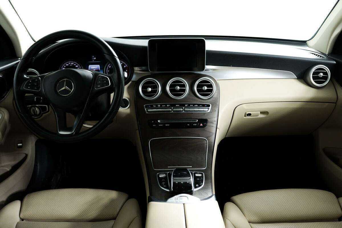 Купить Mercedes-Benz GLC 250, 2015, 55 050 км, фото №11