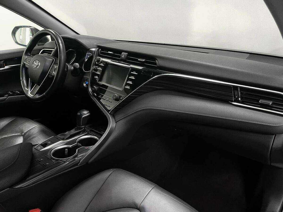 Купить Toyota Camry, 2018, 85 390 км, фото №8