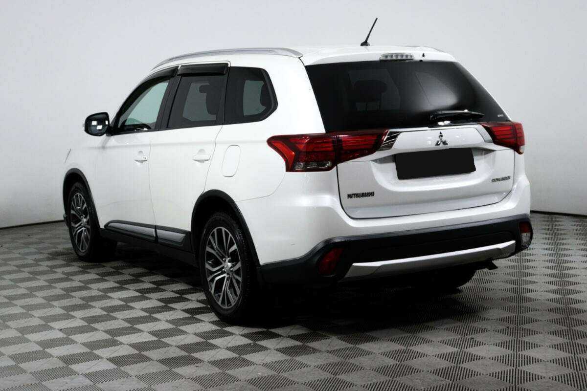 Купить Mitsubishi Outlander, 2015, 70 761 км, фото №7
