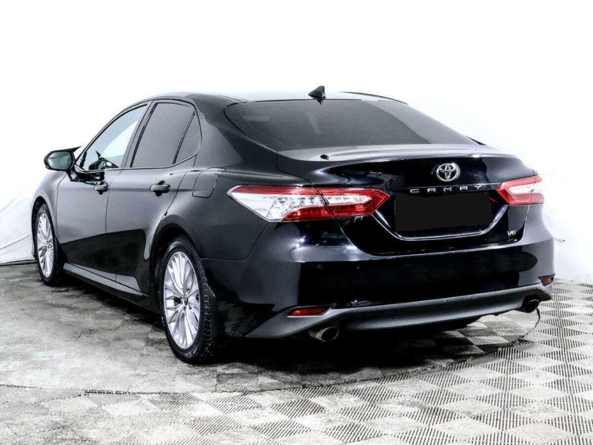Купить Toyota Camry, 2018, 63 300 км, фото №5