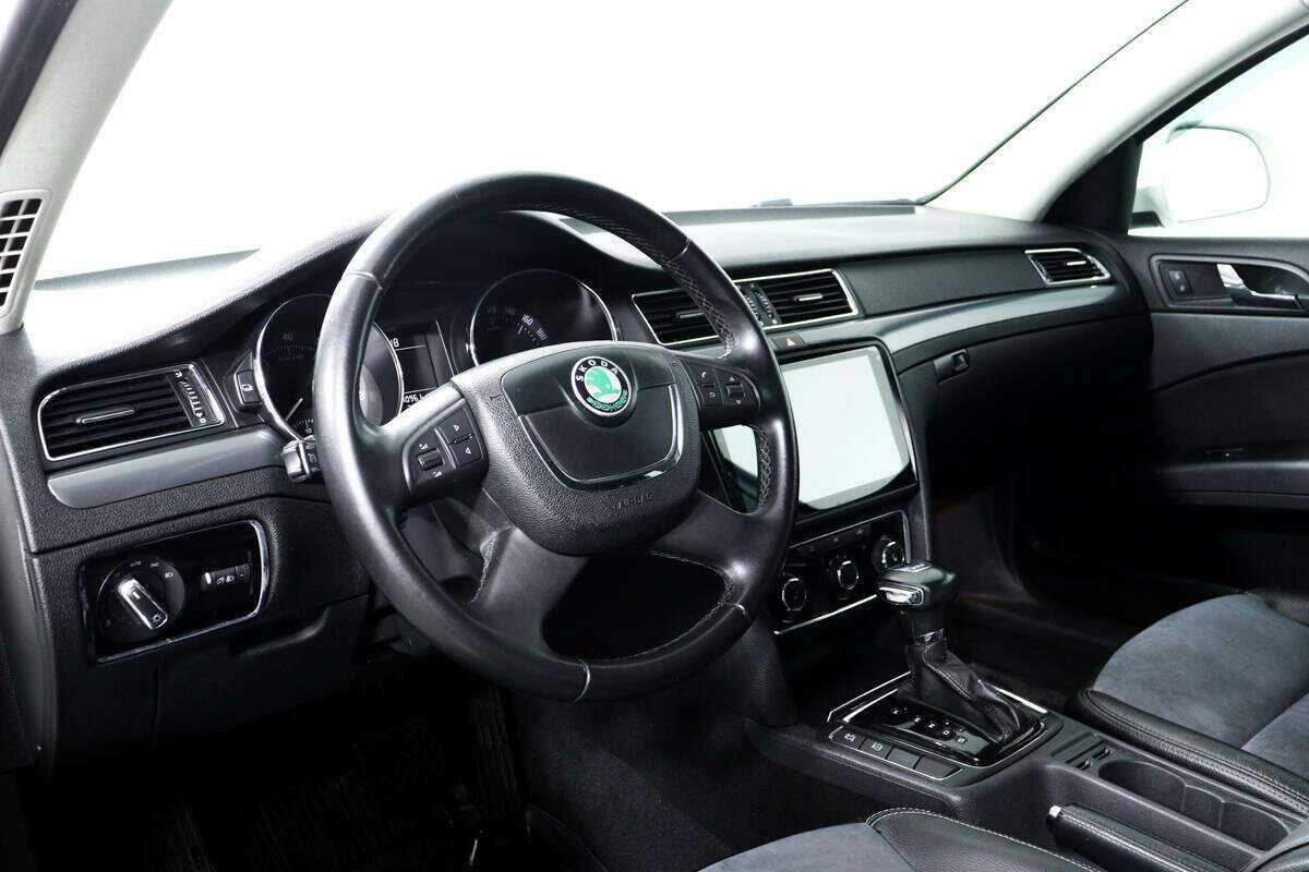 Купить Skoda Superb DSG, 2011, 266 398 км, фото №13