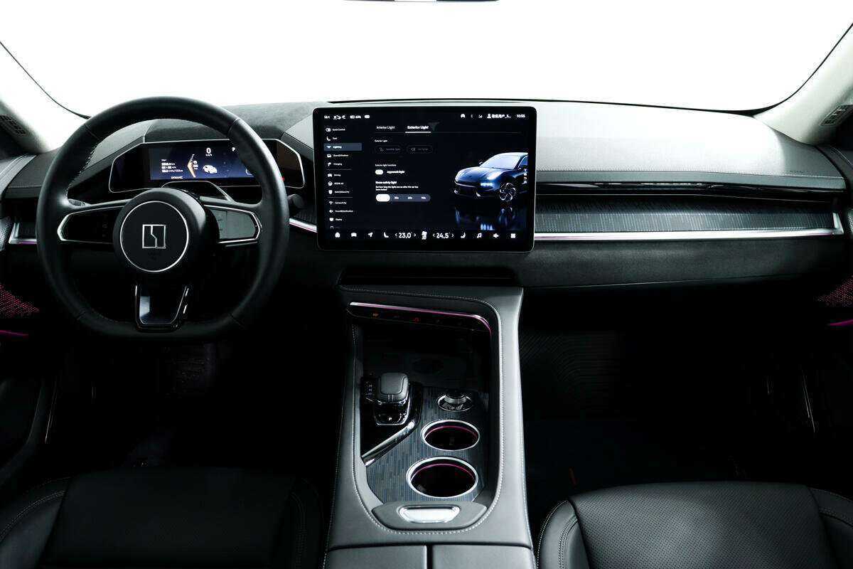 Купить Zeekr 001 100 kWh, 2022, 3 063 км, фото №11