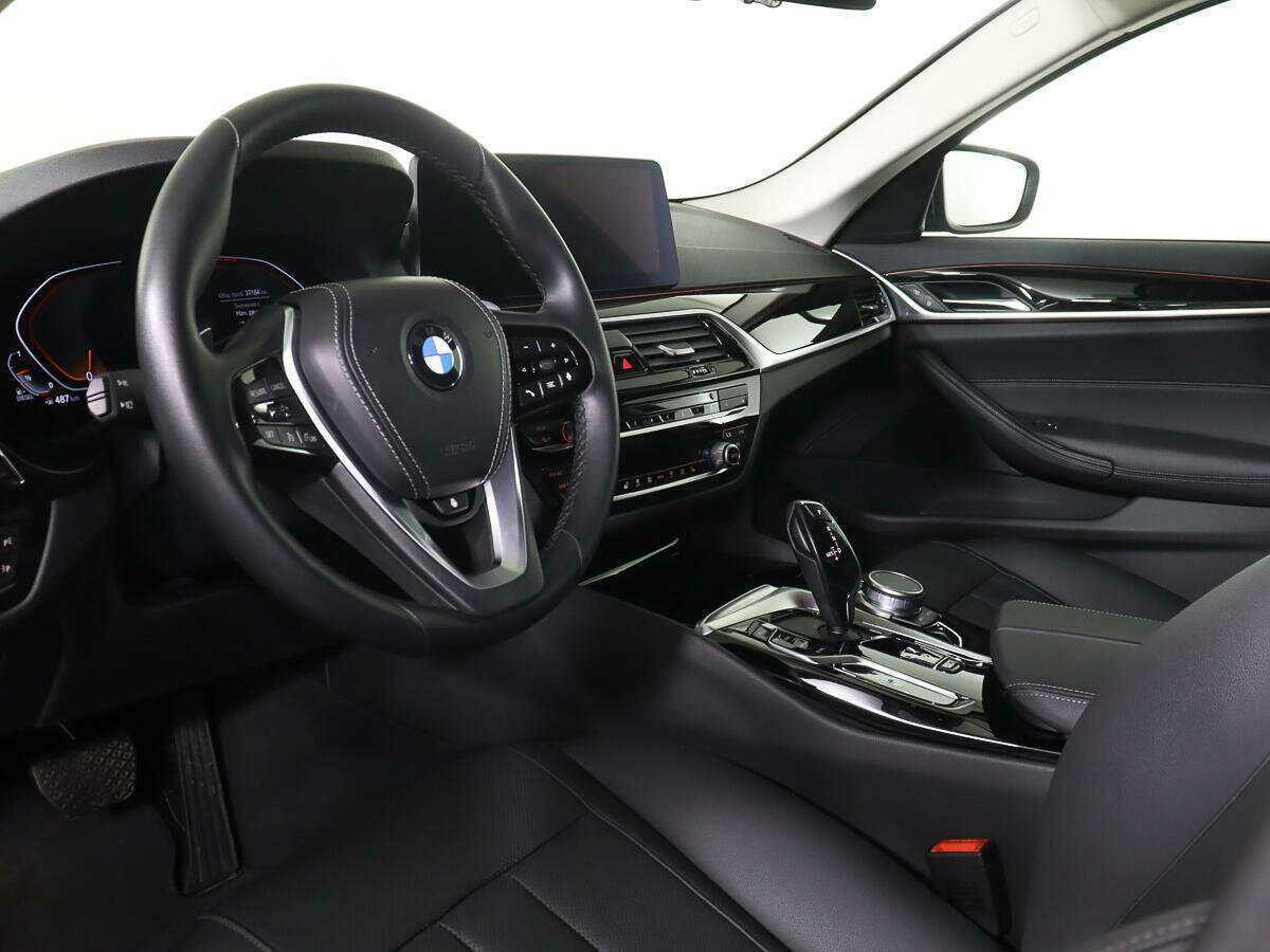 Купить BMW 5 серии 520d xDrive, 2021, 37 130 км, фото №13