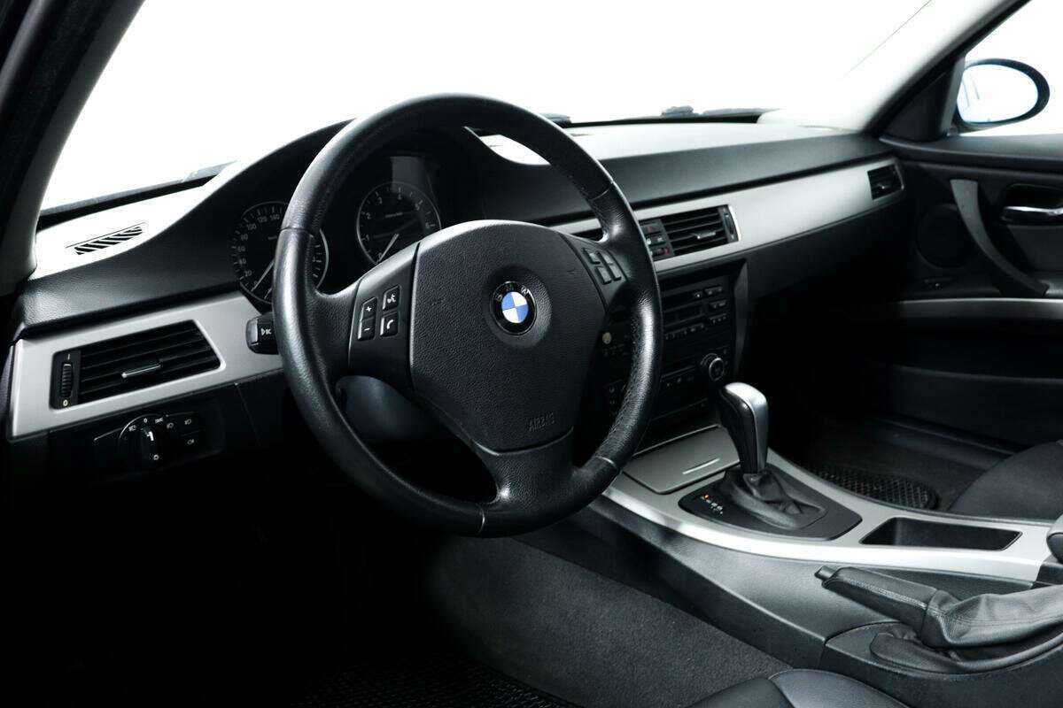 Купить BMW 3 серии 320i, 2007, 145 000 км, фото №13