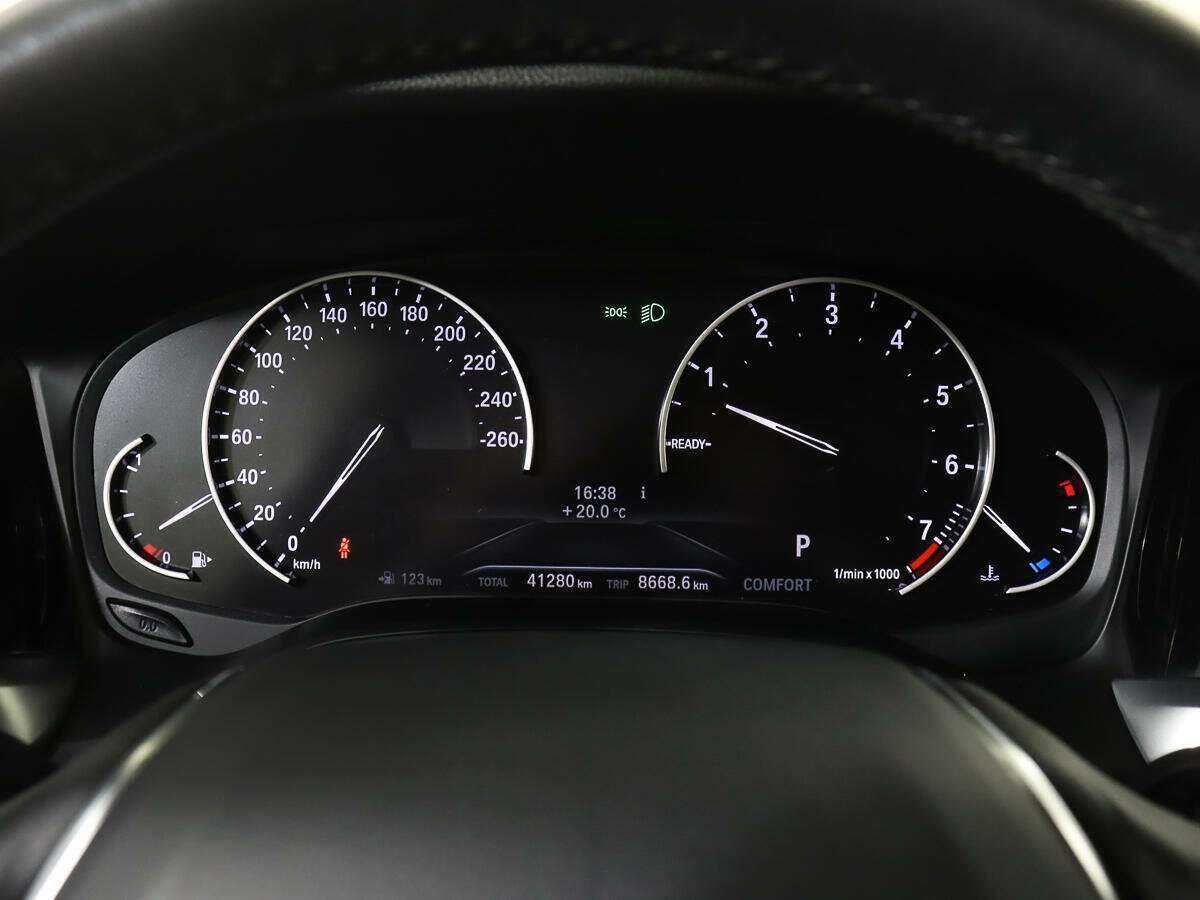 Купить BMW 3 серии 318i, 2020, 41 275 км, фото №10