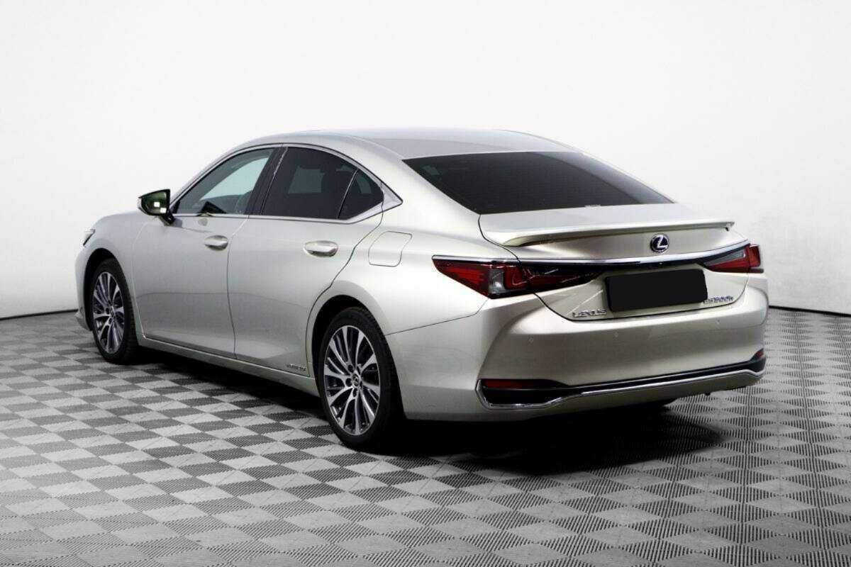 Купить Lexus ES 300h, 2018, 90 630 км, фото №7