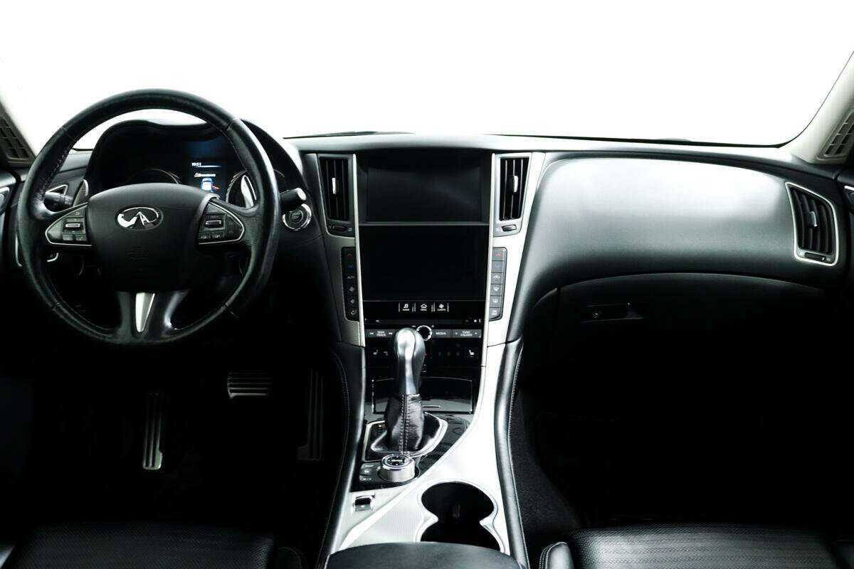 Купить Infiniti Q50, 2016, 108 118 км, фото №11