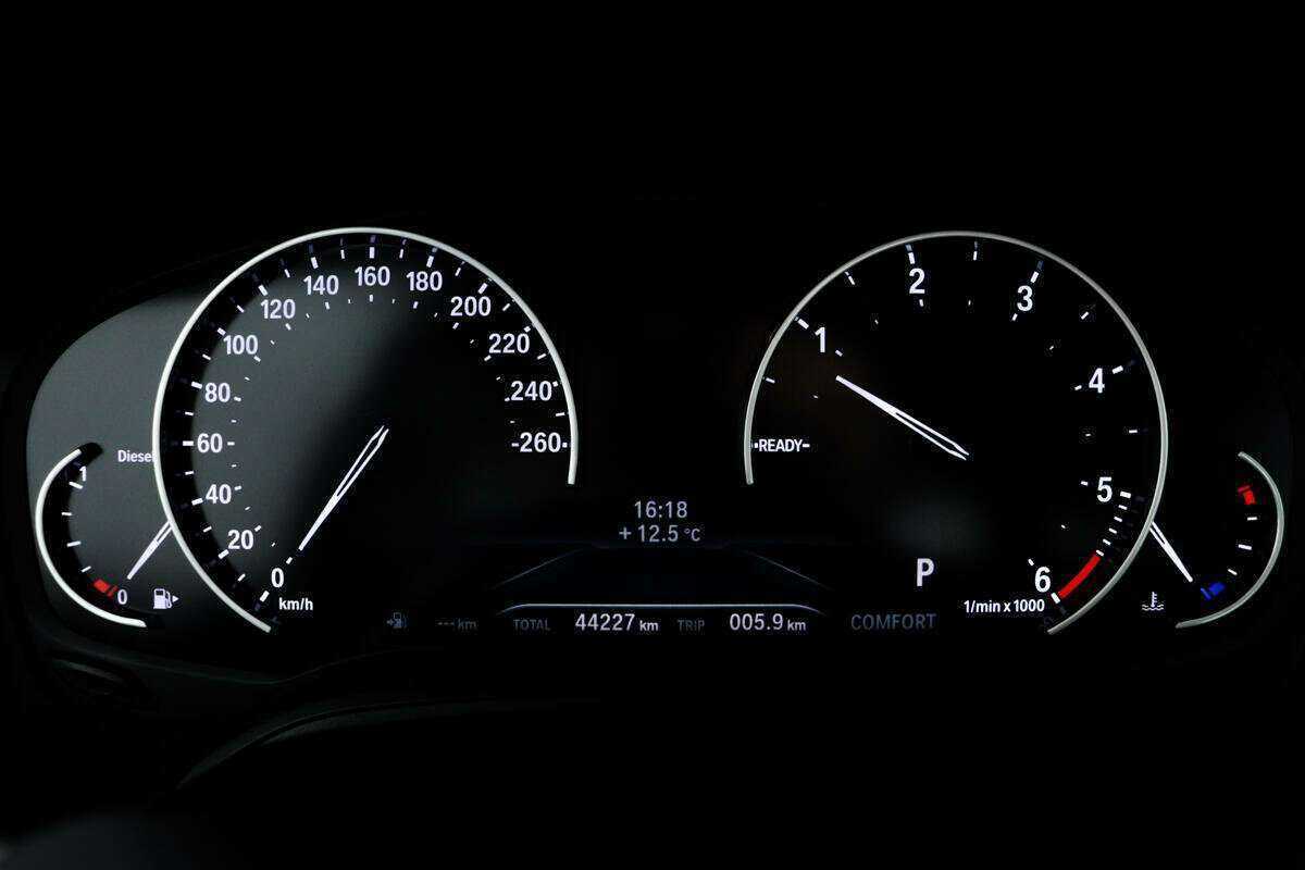 Купить BMW 3 серии 318d, 2020, 44 108 км, фото №9