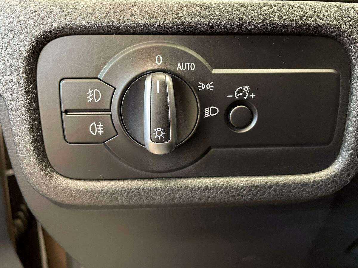 Купить Volkswagen Touareg, 2015, 166 892 км, фото №17