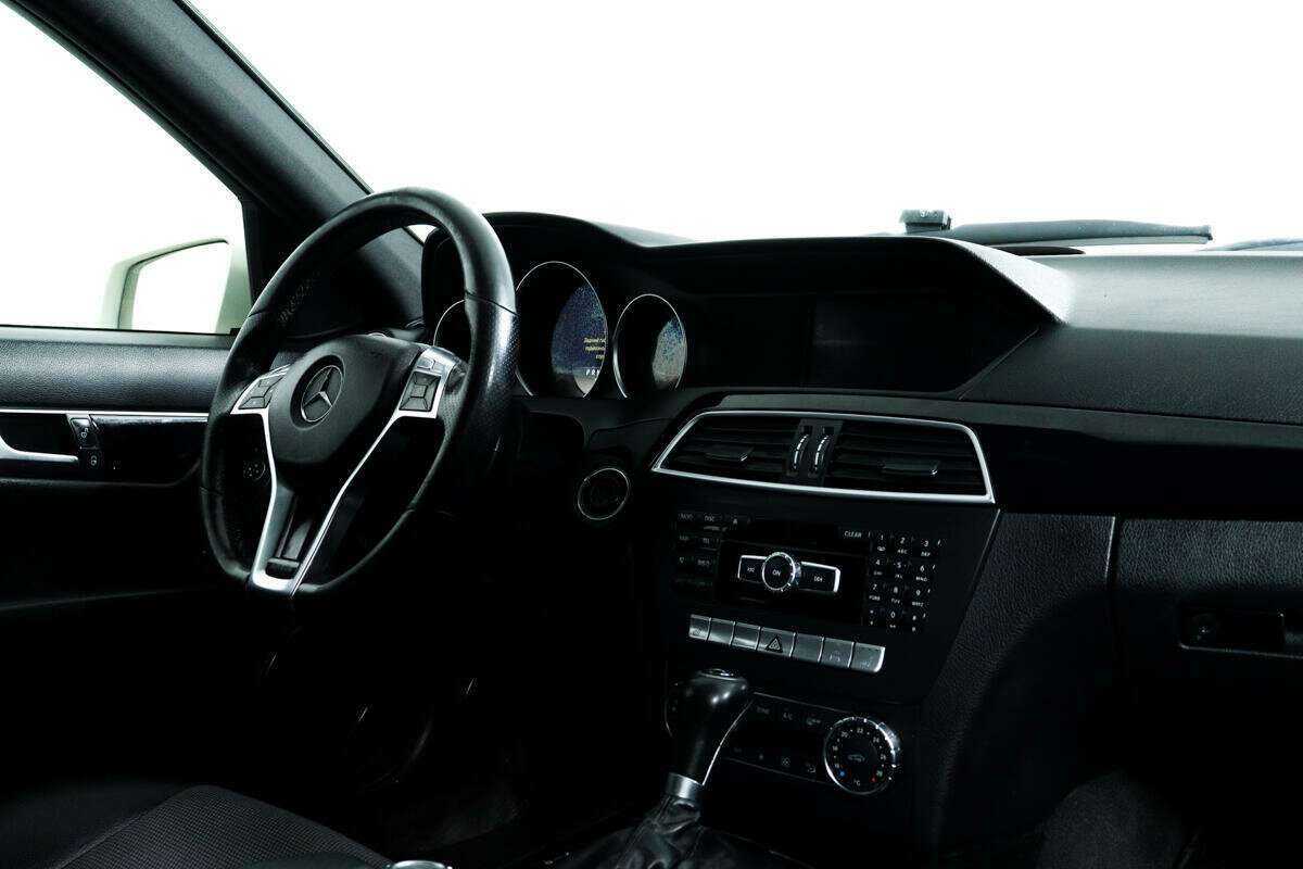 Купить Mercedes-Benz C-Класс 180 BlueEFFICIENCY, 2011, 219 596 км, фото №9