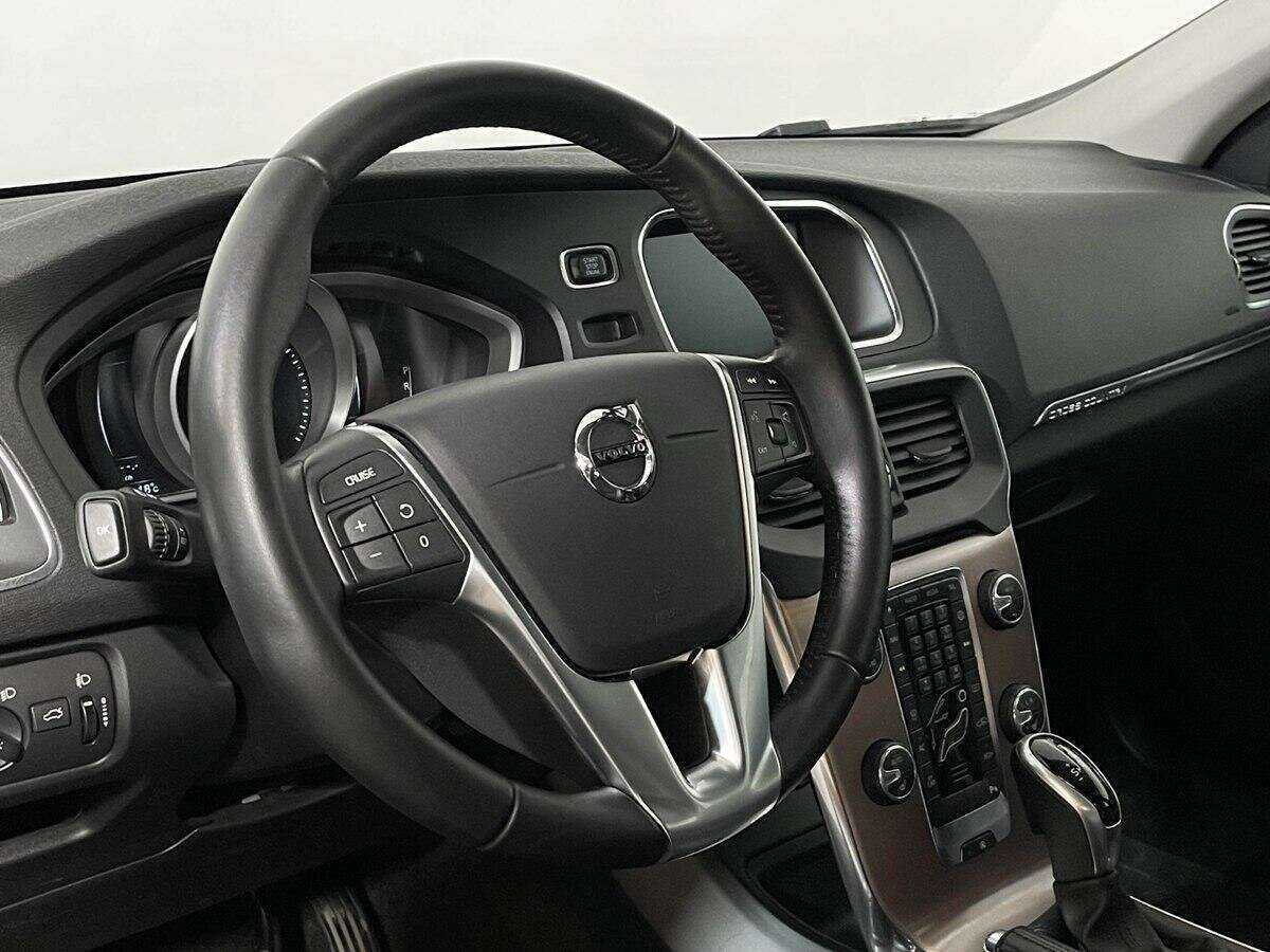 Купить Volvo V40 Cross Country, 2017, 23 000 км, фото №13
