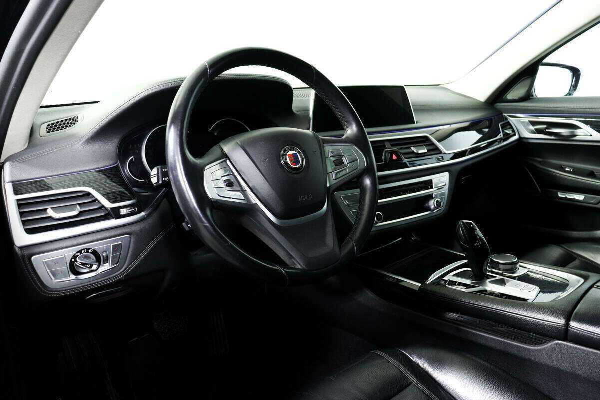 Купить BMW 7 серии 730d xDrive, 2017, 215 000 км, фото №13