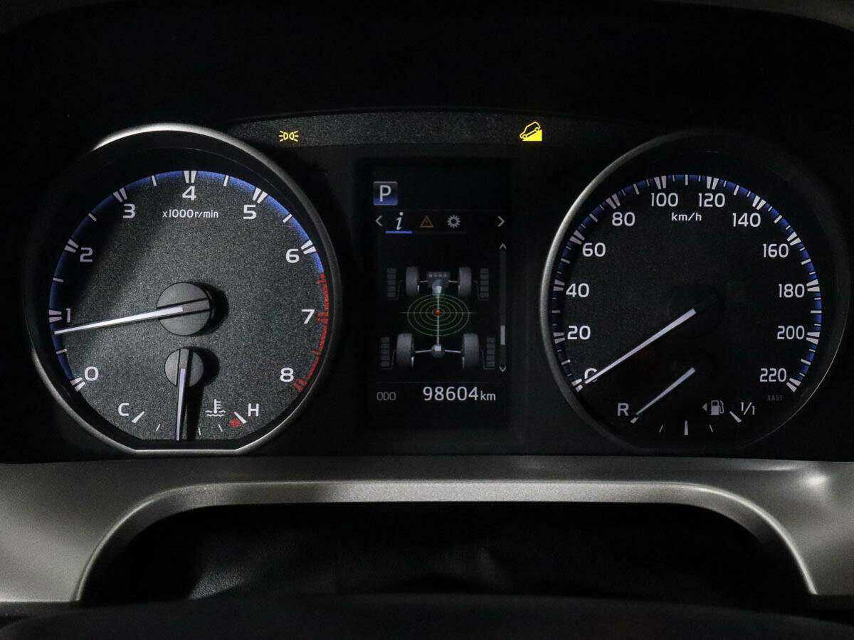 Купить Toyota RAV4, 2017, 95 100 км, фото №9